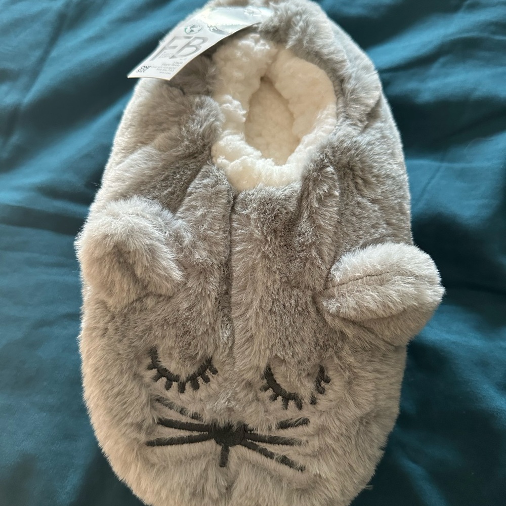 Fuzzy Babba Gray Faux Fur Slipper Socks